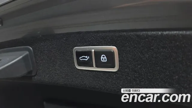 Genesis G80 Бензин 2.5 турбо AWD — Фото автомобиля 30