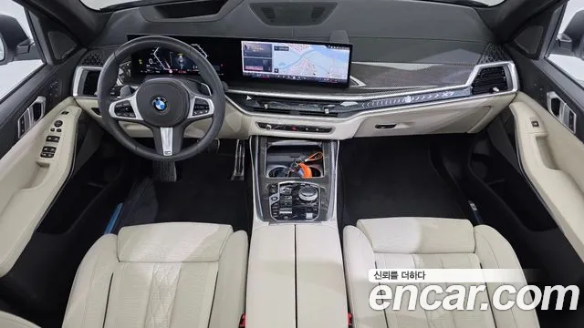 BMW X7 — Фото автомобиля 7