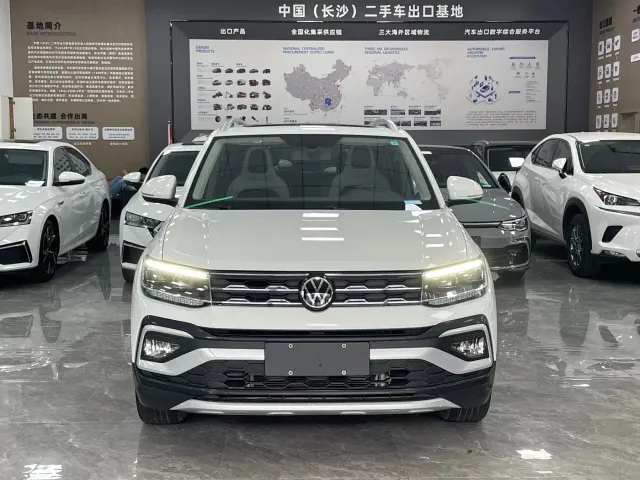 Volkswagen T-Cross — Фото автомобиля 2