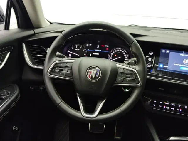 Buick Envision S — Фото автомобиля 15