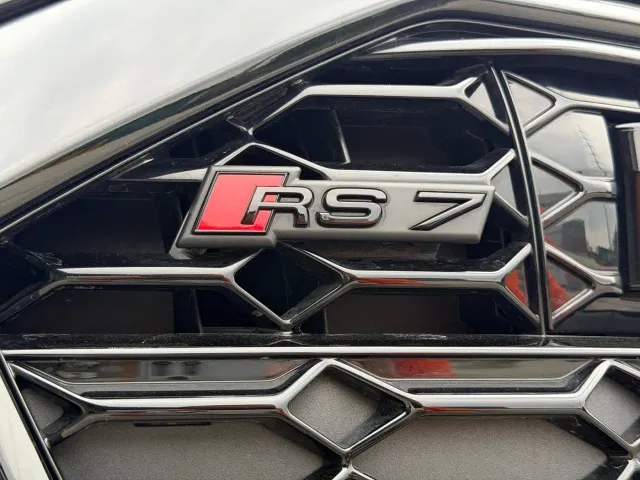 Audi RS 7 — Фото автомобиля 22