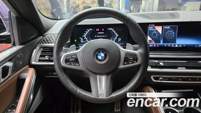 BMW X6 — Фото автомобиля 13