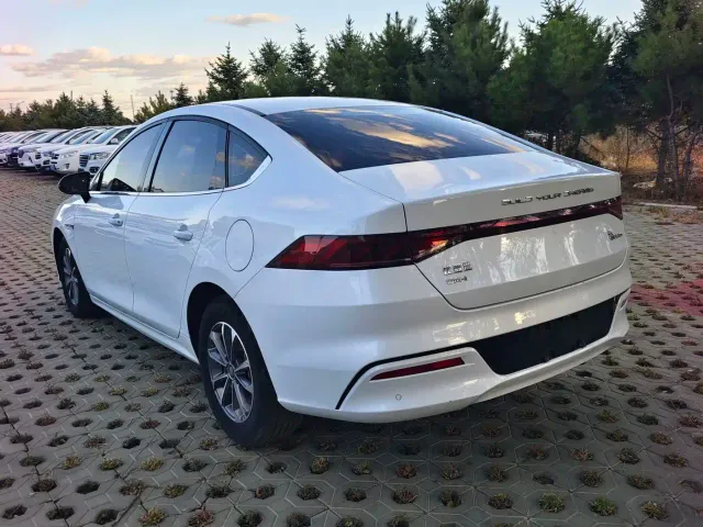 BYD Qin PLUS — Фото автомобиля 7
