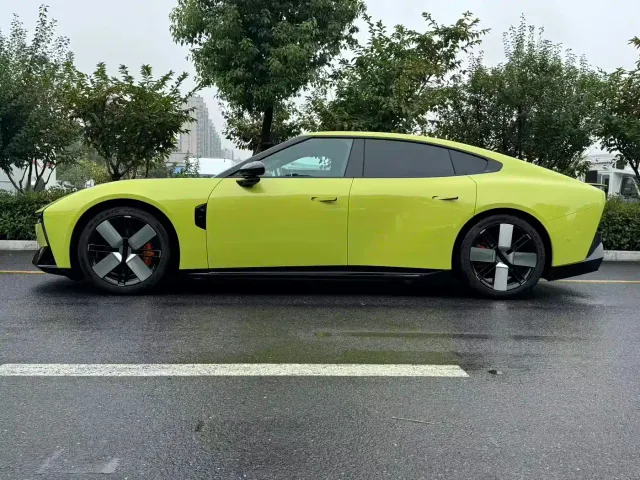 Xpeng P7 — Фото автомобиля 7
