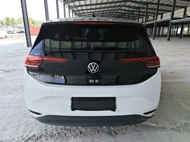 Volkswagen ID.3 — Фото автомобиля 5