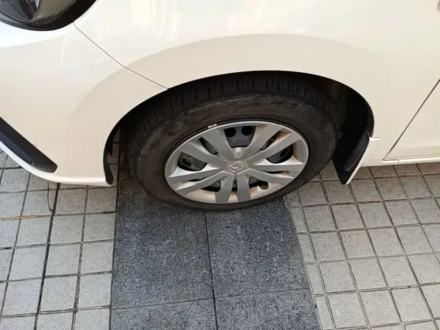 Honda Fit — Фото автомобиля 22