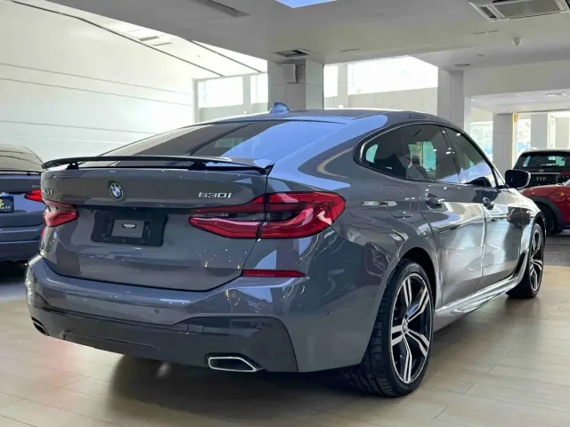 BMW 6 Series Gran Turismo — Фото автомобиля 11