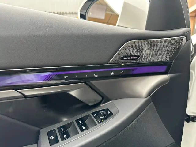 BMW 5 Series — Фото автомобиля 7