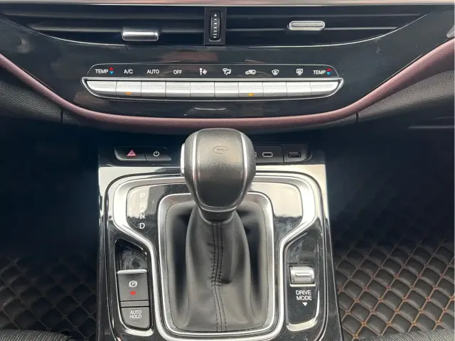 GAC Trumpchi M6 — Фото автомобиля 12