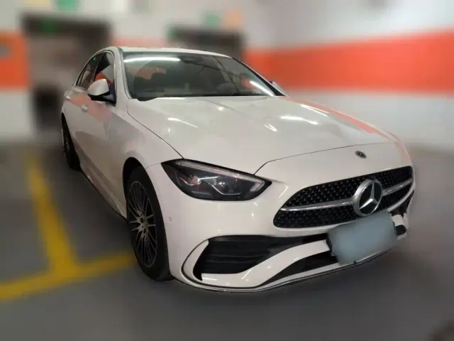 Mercedes-Benz C-Class — Фото автомобиля 3
