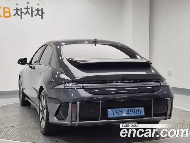 Hyundai Ioniq 6 — Фото автомобиля 2