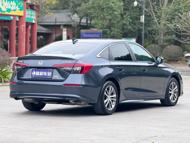 Honda Civic — Фото автомобиля 8
