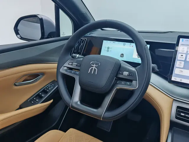 BYD Song L DM-i — Фото автомобиля 16