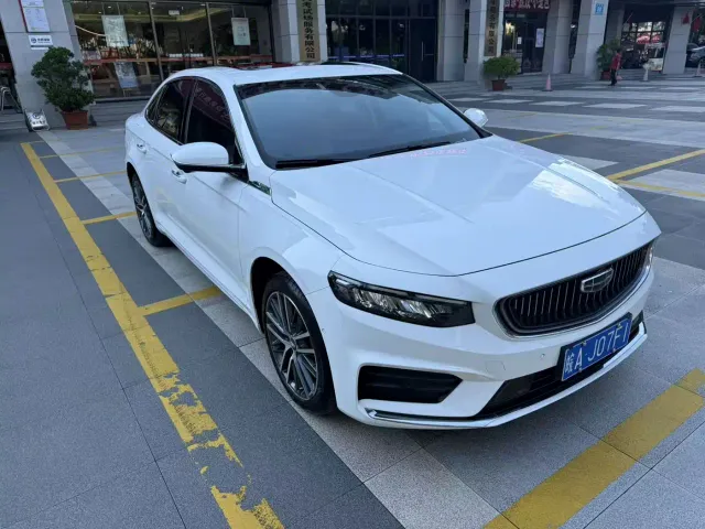 Geely Xingrui — Фото автомобиля 8