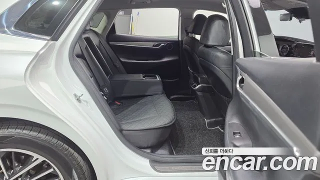 Hyundai Grandeur Новый Grandeur IG 3.0 LPi (Такси) — Фото автомобиля 12