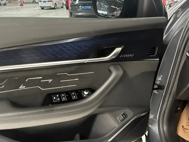 Geely Xingyue L — Фото автомобиля 6