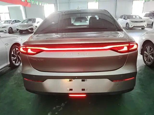 GAC Aion S — Фото автомобиля 3