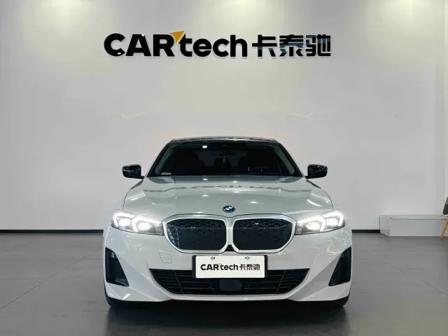BMW i3 — Фото автомобиля 2