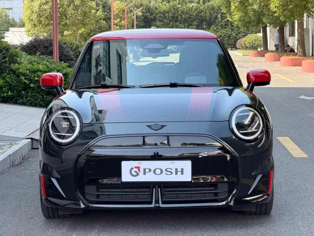 MINI John Cooper Works — Фото автомобиля 2
