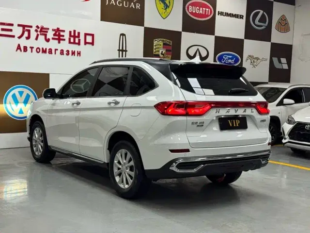 Haval M6 — Фото автомобиля 4