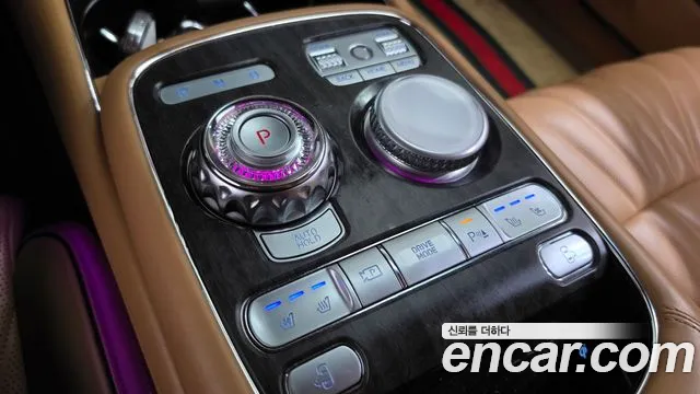 Genesis G90 Бензин 3.5 турбо AWD — Фото автомобиля 9