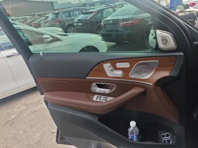 Mercedes-Benz GLE-Class — Фото автомобиля 7