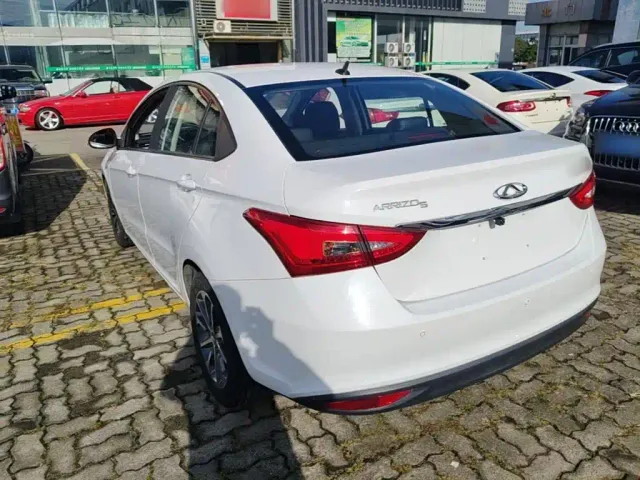 Chery Arrizo 5 — Фото автомобиля 4