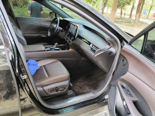 Lexus RX — Фото автомобиля 12