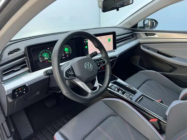 Volkswagen Lamando — Фото автомобиля 6