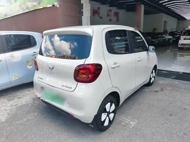 Wuling Hongguang Mini EV — Фото автомобиля 6