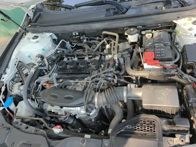 Honda Accord — Фото автомобиля 10