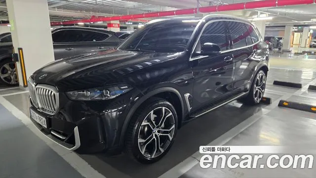 Фотография автомобиля — BMW X5