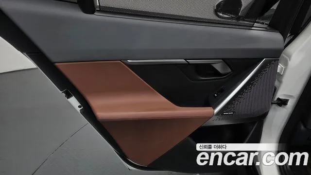 BMW 5 Series G60 — Фото автомобиля 14