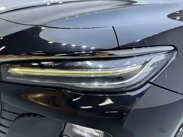 Hongqi H5 — Фото автомобиля 17