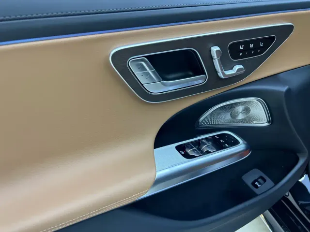 Mercedes-Benz E-Class — Фото автомобиля 9