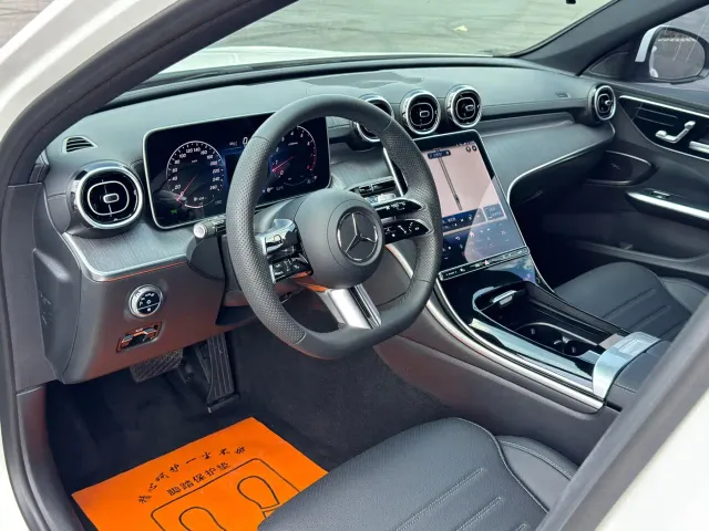 Mercedes-Benz C-Class — Фото автомобиля 9