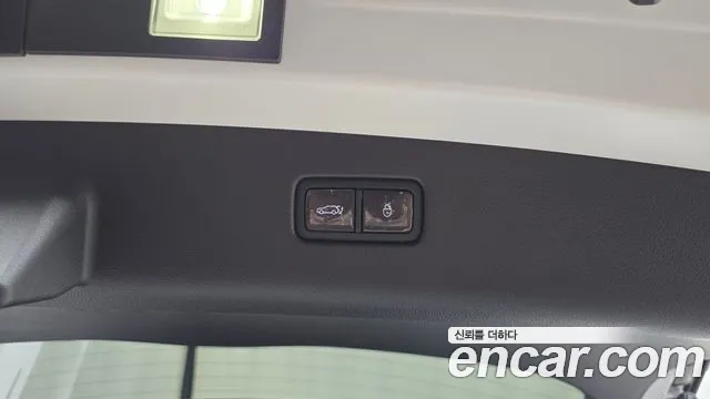 Genesis GV70 — Фото автомобиля 30