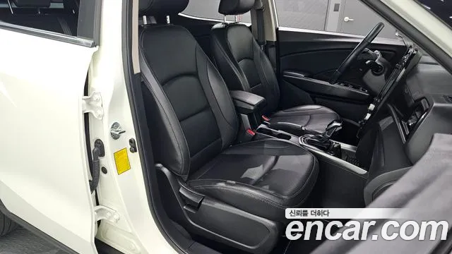 KG_Mobility_Ssangyong TIBOLI Very New Tivoli Бензин 1.5 2WD — Фото автомобиля 12