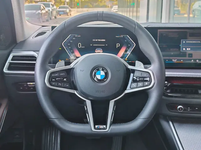BMW 3 Series — Фото автомобиля 23