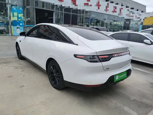 Leapmotor C01 — Фото автомобиля 4