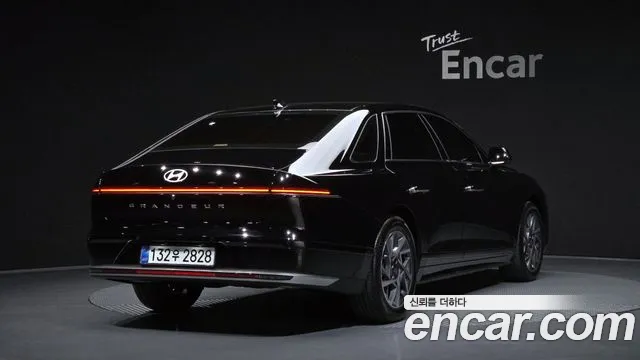 Hyundai Grandeur GN7 — Фото автомобиля 2