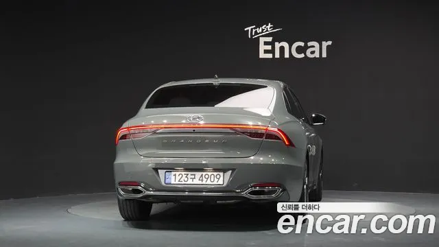 Hyundai Grandeur New — Фото автомобиля 4