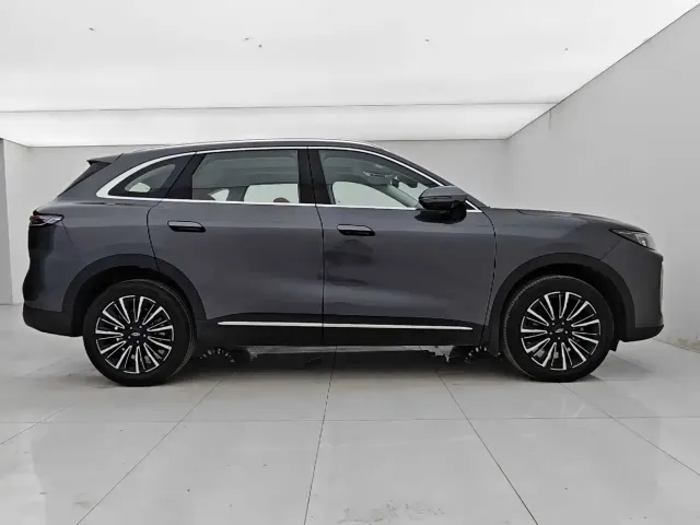 Chery Tiggo 8 — Фото автомобиля 9
