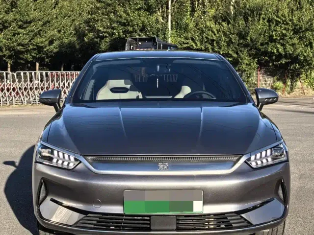BYD Qin PLUS — Фото автомобиля 3