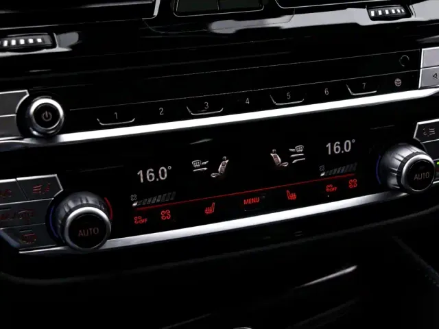 BMW 6 Series Gran Turismo — Фото автомобиля 9