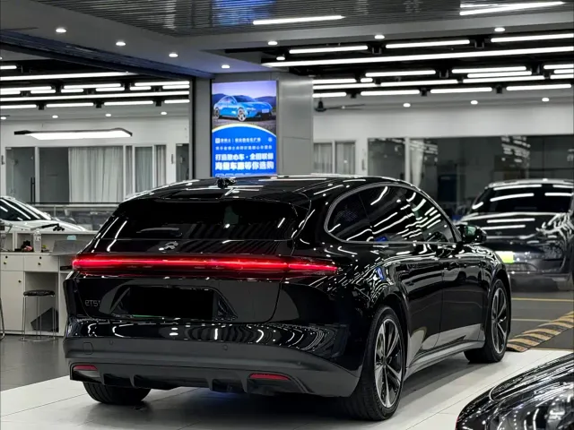 Nio ET5 Touring — Фото автомобиля 6