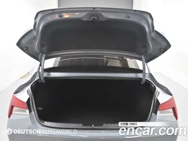 Hyundai Avante CN7 — Фото автомобиля 19