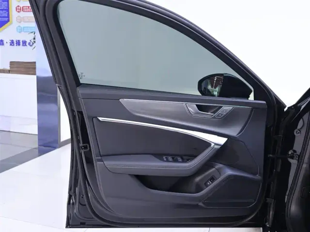 Audi A6 — Фото автомобиля 18