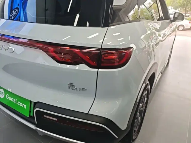 BYD Yuan UP — Фото автомобиля 7