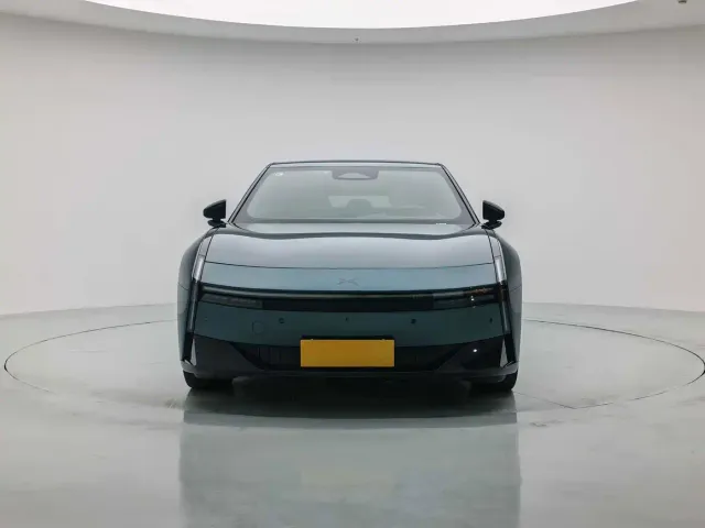 Xpeng P7 — Фото автомобиля 6